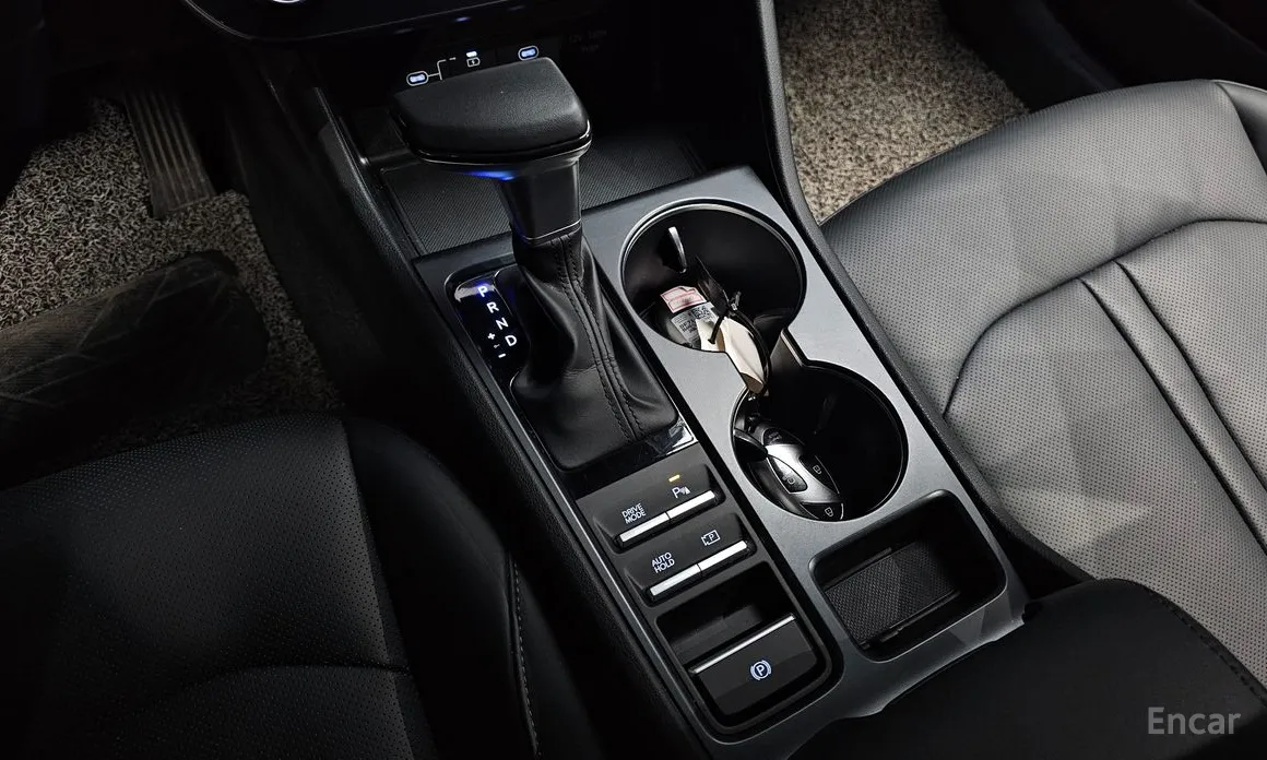 Фото 9 - Hyundai Sonata