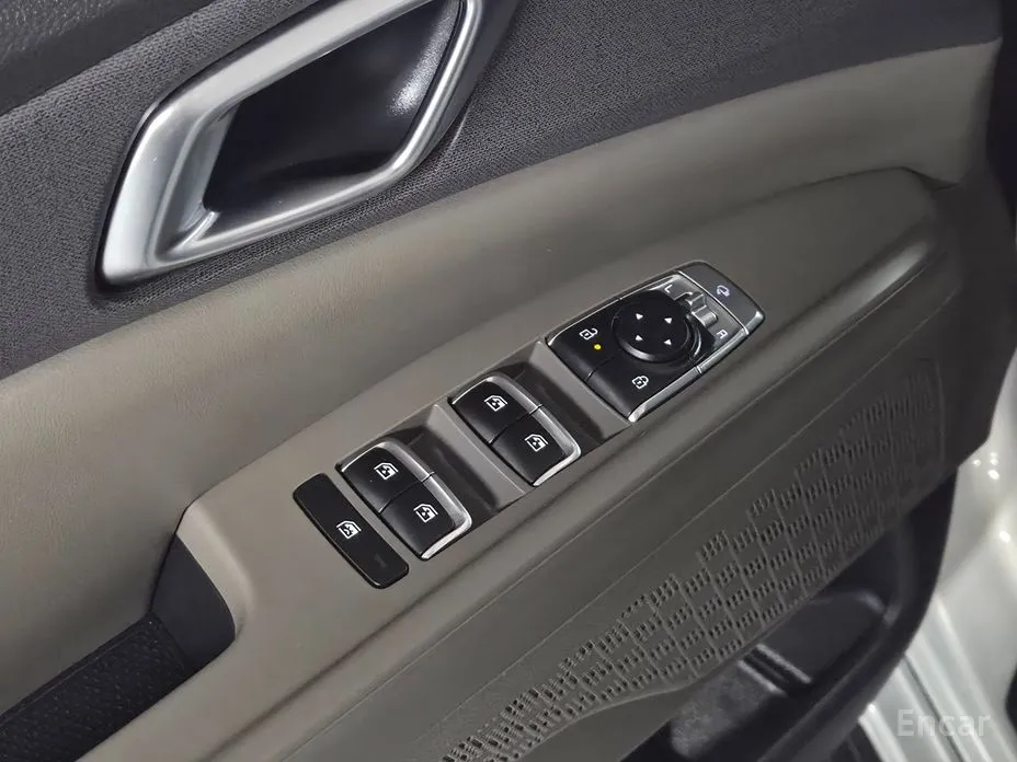 Фото 12 - Kia Carnival