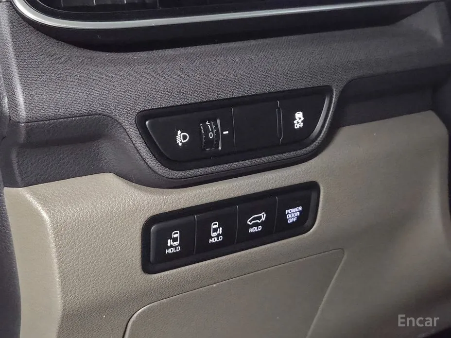 Фото 20 - Kia Carnival