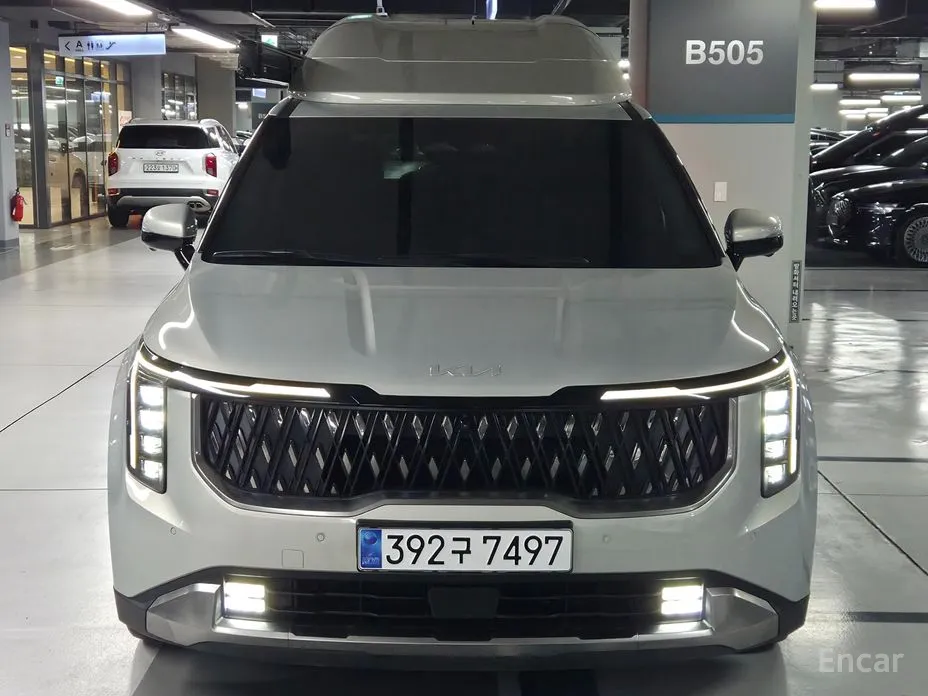 Фото 3 - Kia Carnival