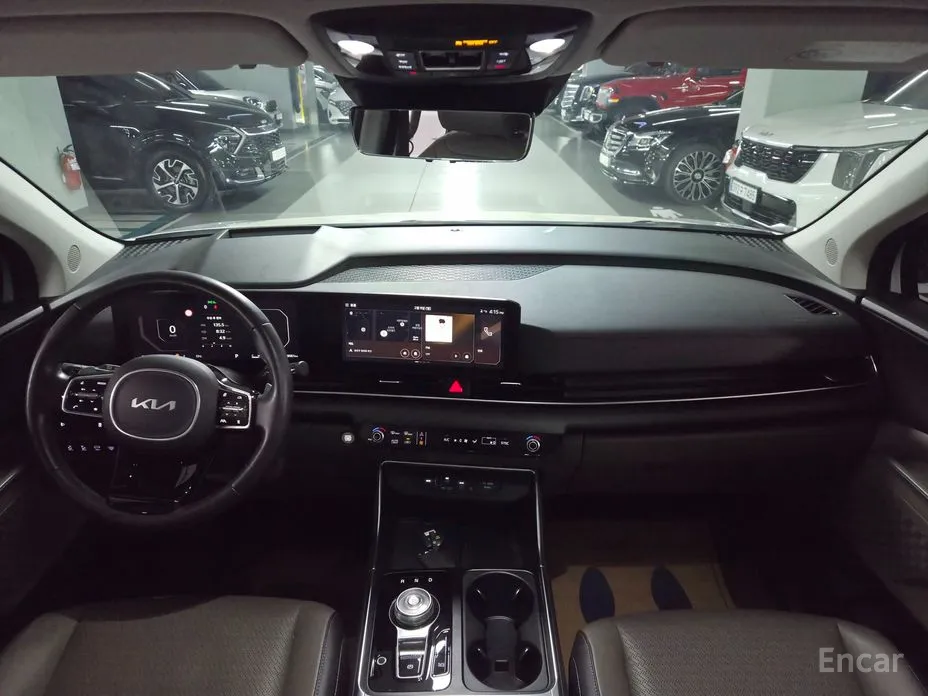 Фото 8 - Kia Carnival