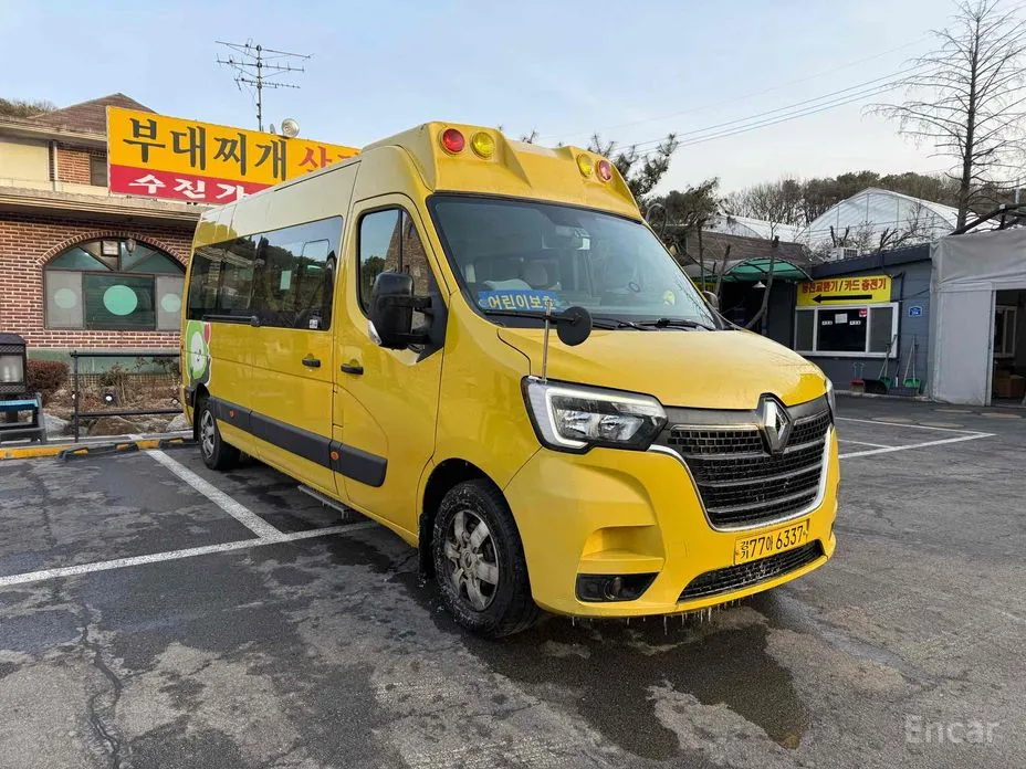 Фото 1 - Renault Master
