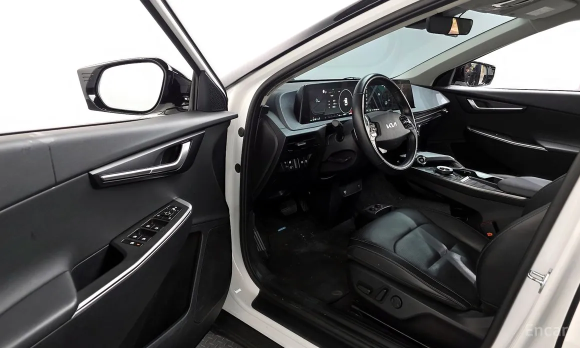 Фото 10 - Kia EV6