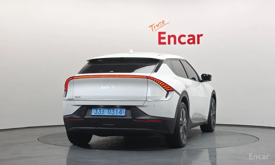 Фото 4 - Kia EV6