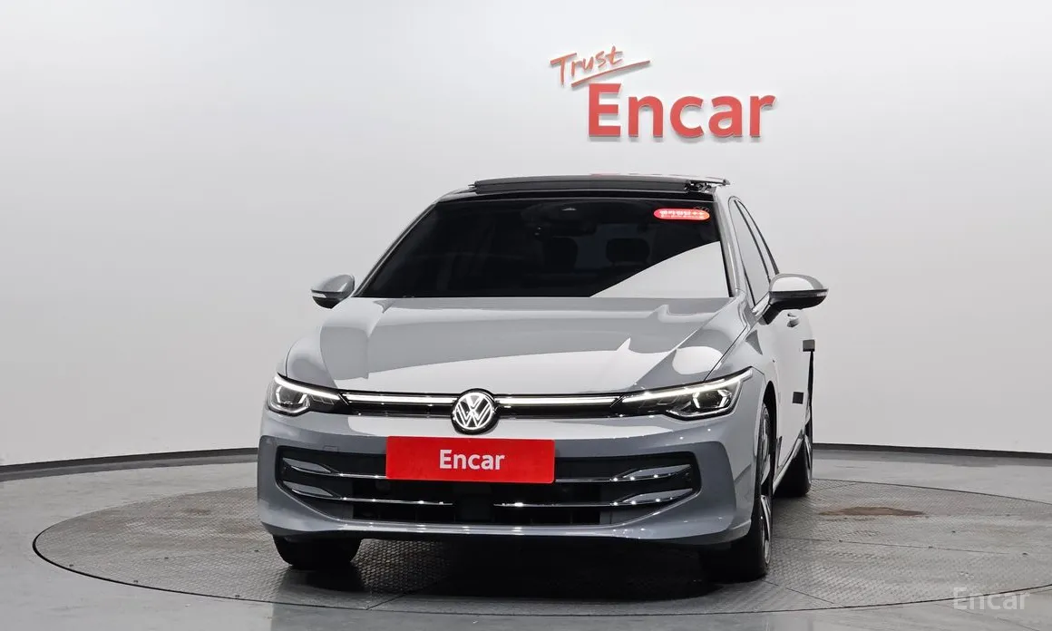 Фото 3 - Volkswagen Golf