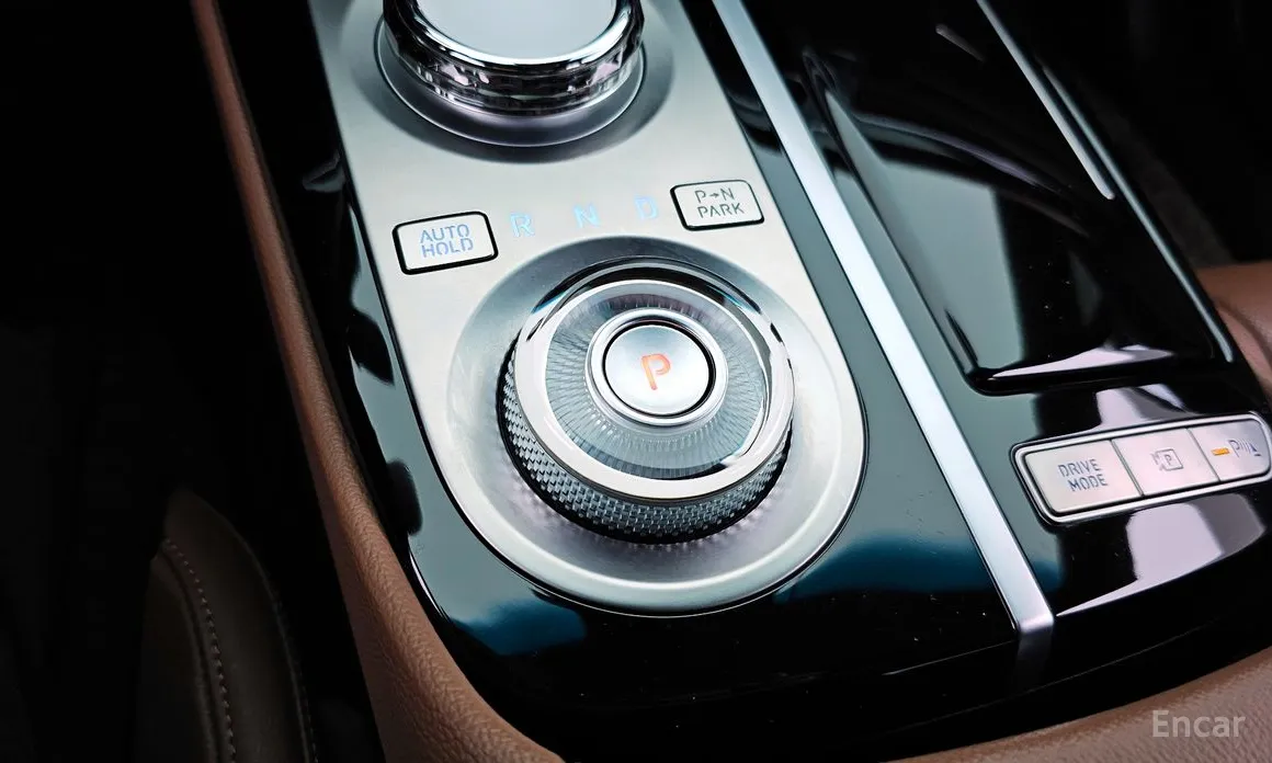 Фото 9 - Genesis G80