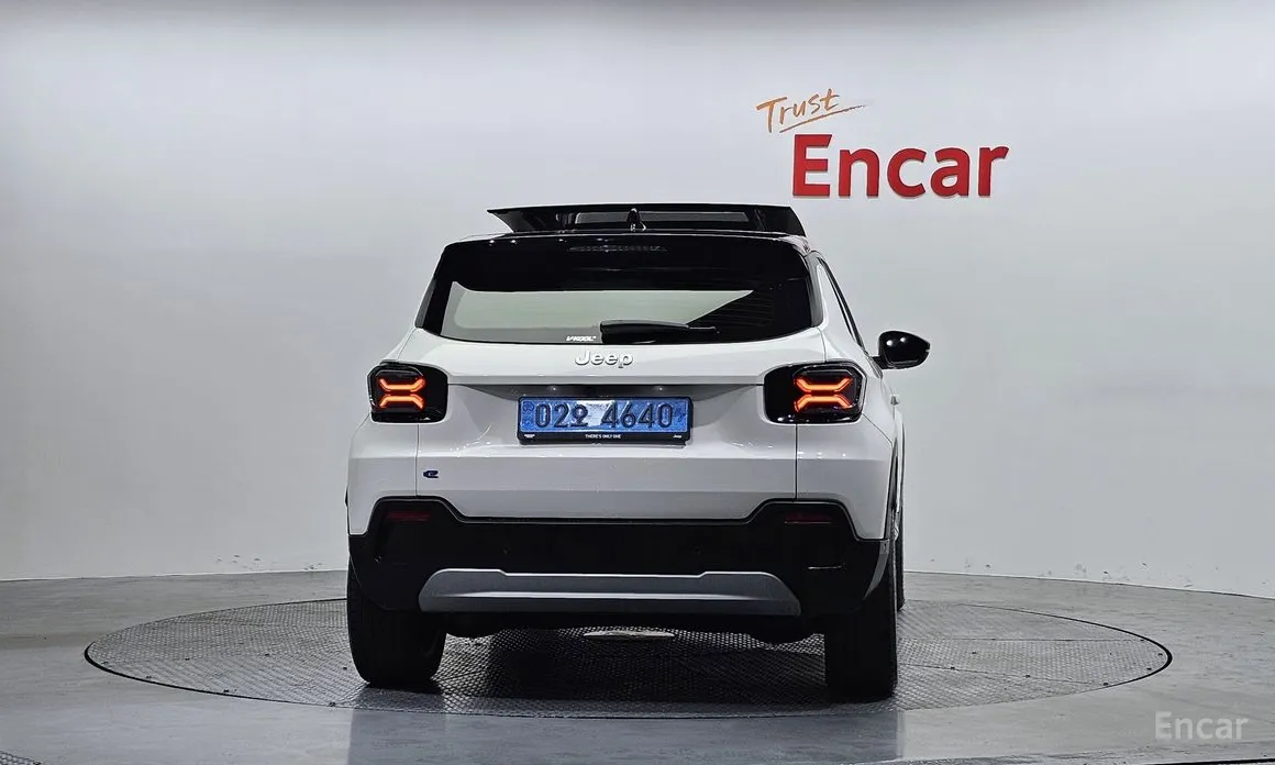 Фото 4 - Jeep Avenger