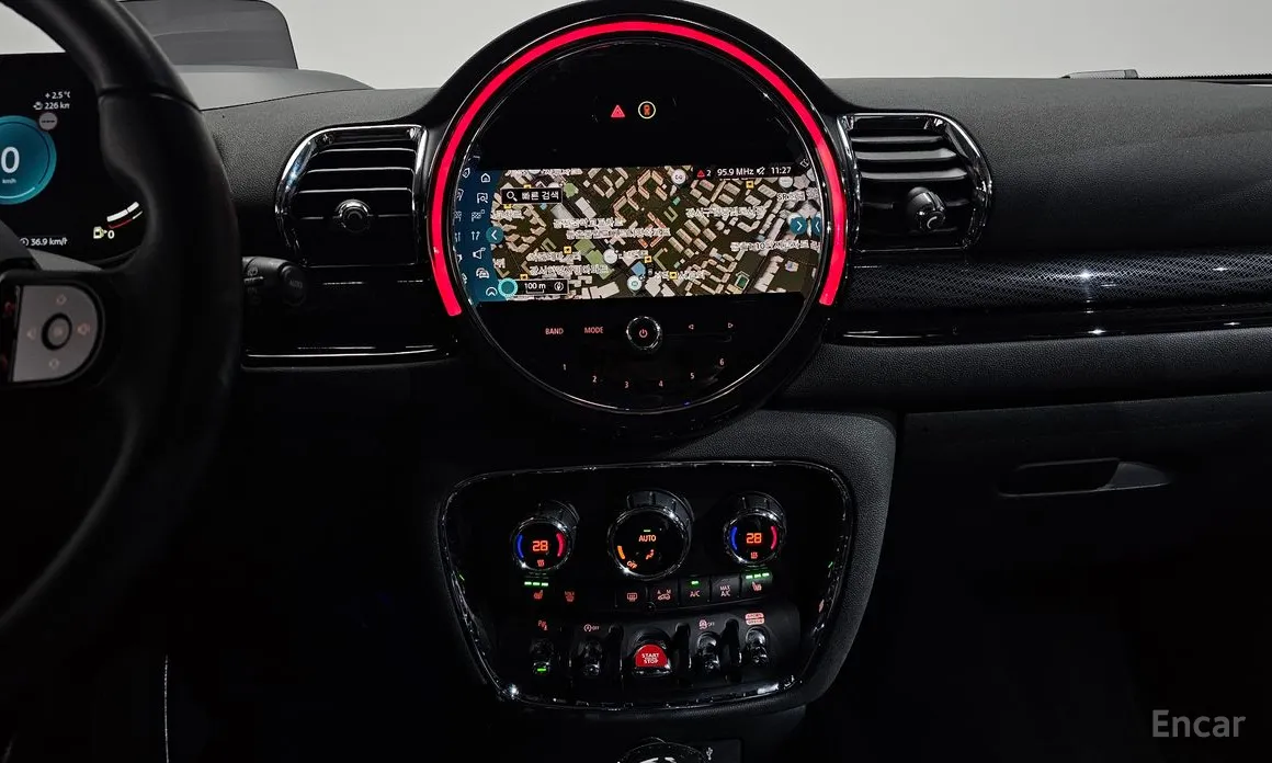 Фото 14 - Mini Clubman