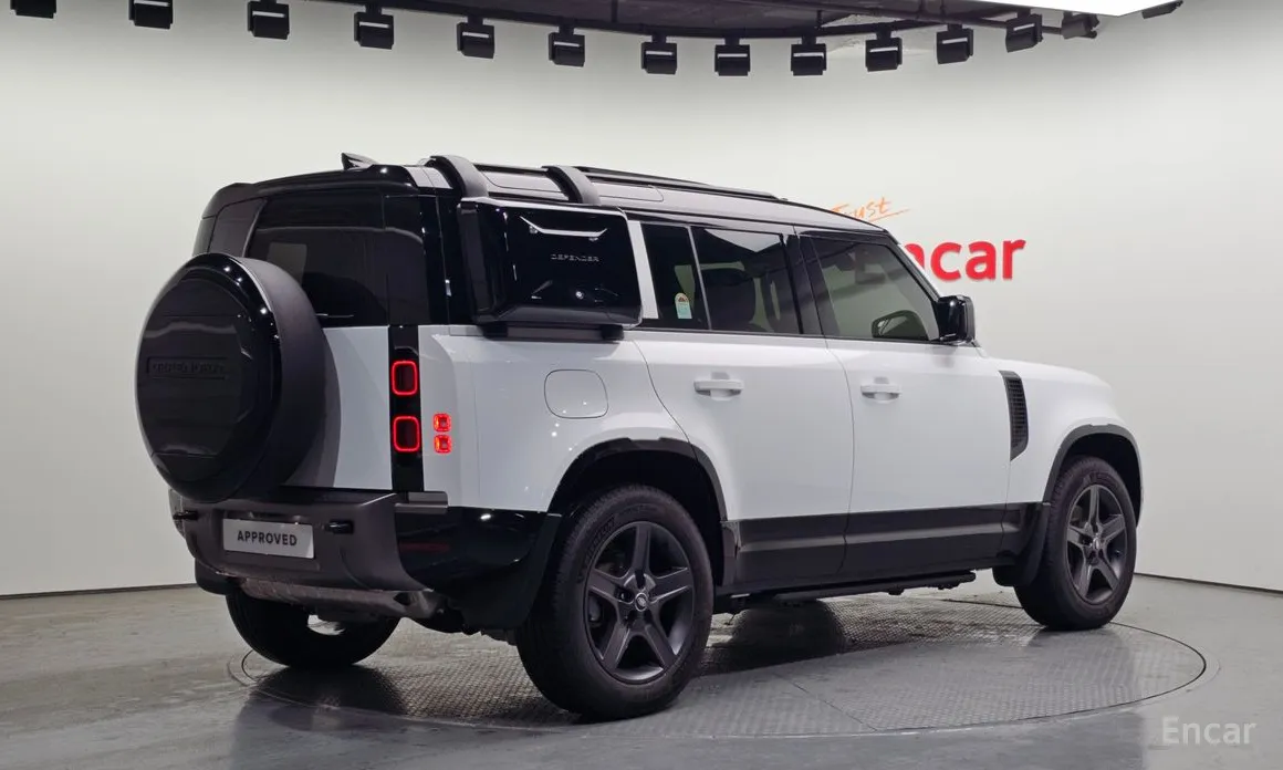 Фото 2 - Land Rover Defender