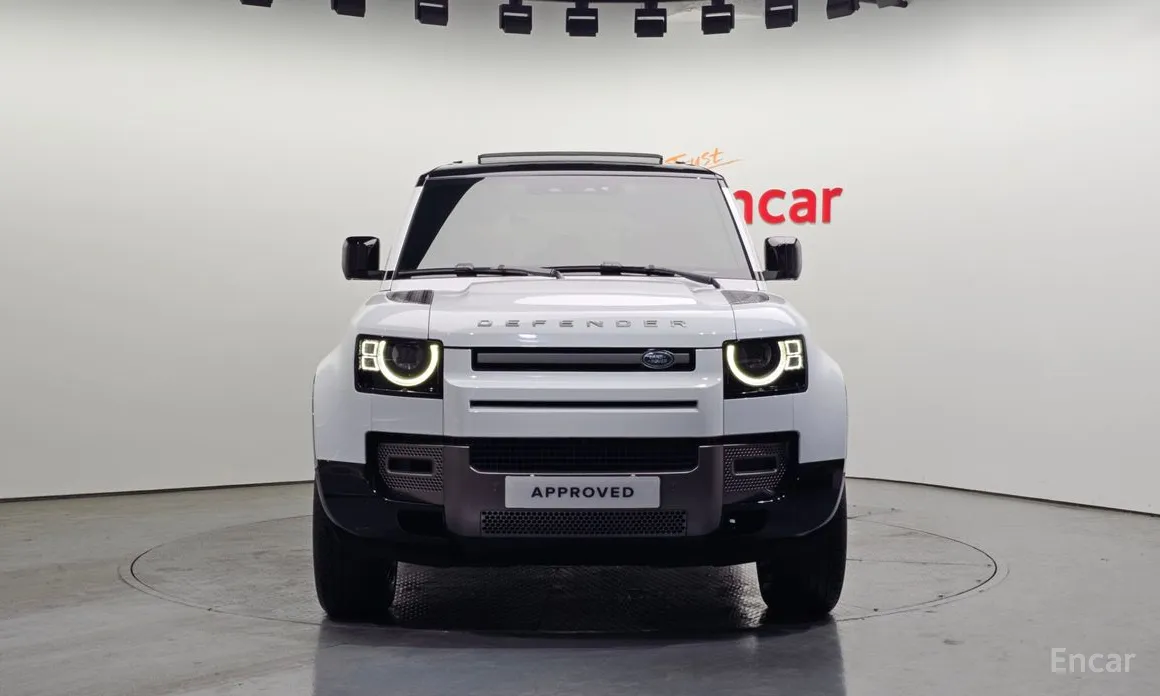 Фото 8 - Land Rover Defender