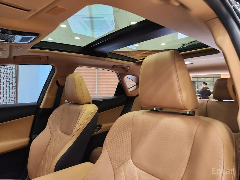 Фото 8 - Lexus NX