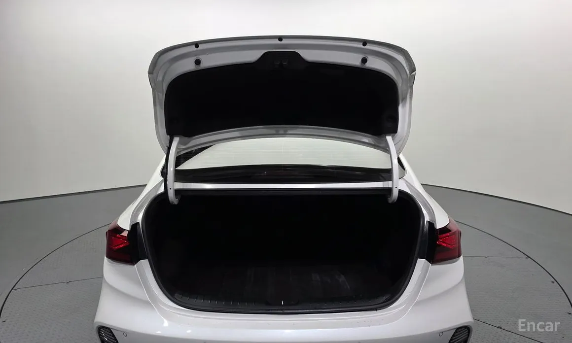 Фото 20 - Kia K3