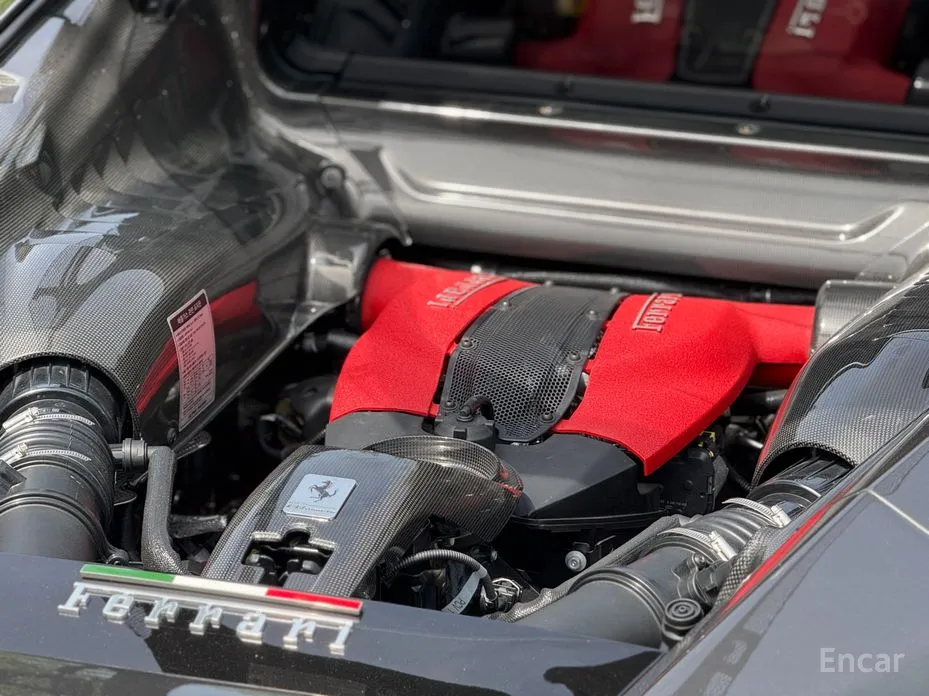 Фото 13 - Ferrari F8