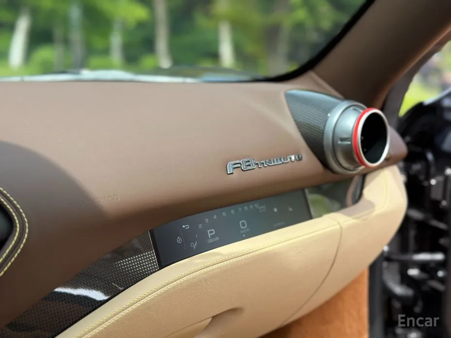 Фото 14 - Ferrari F8