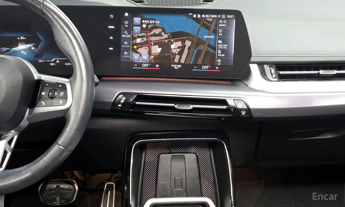 Фото 14 - BMW iX1