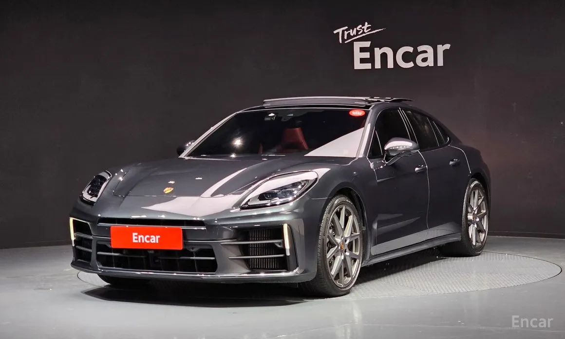 Фото 1 - Porsche Panamera