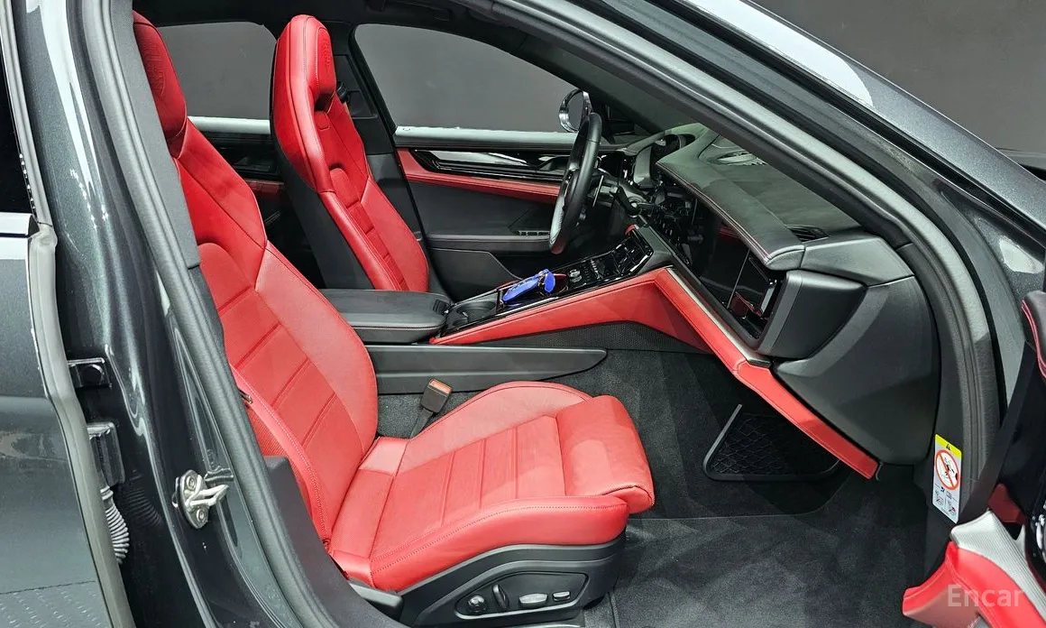 Фото 10 - Porsche Panamera