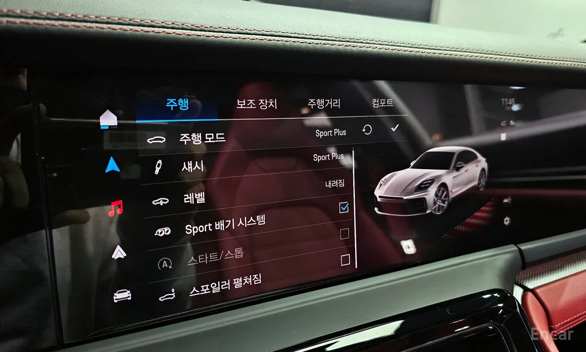 Фото 16 - Porsche Panamera