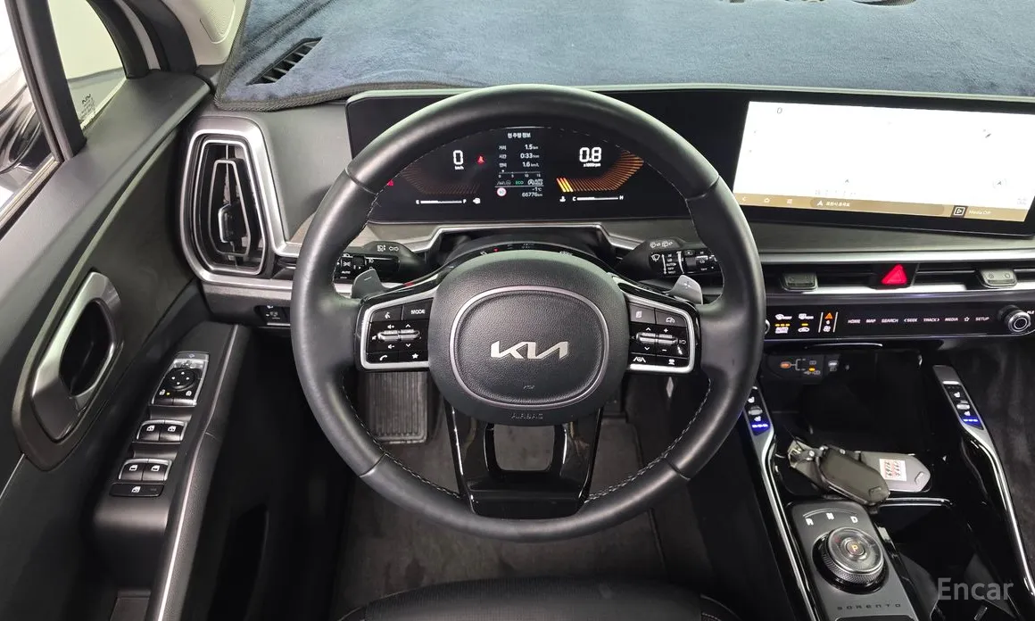 Фото 13 - Kia Sorento