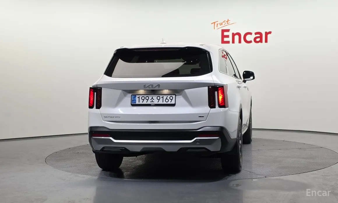 Фото 4 - Kia Sorento
