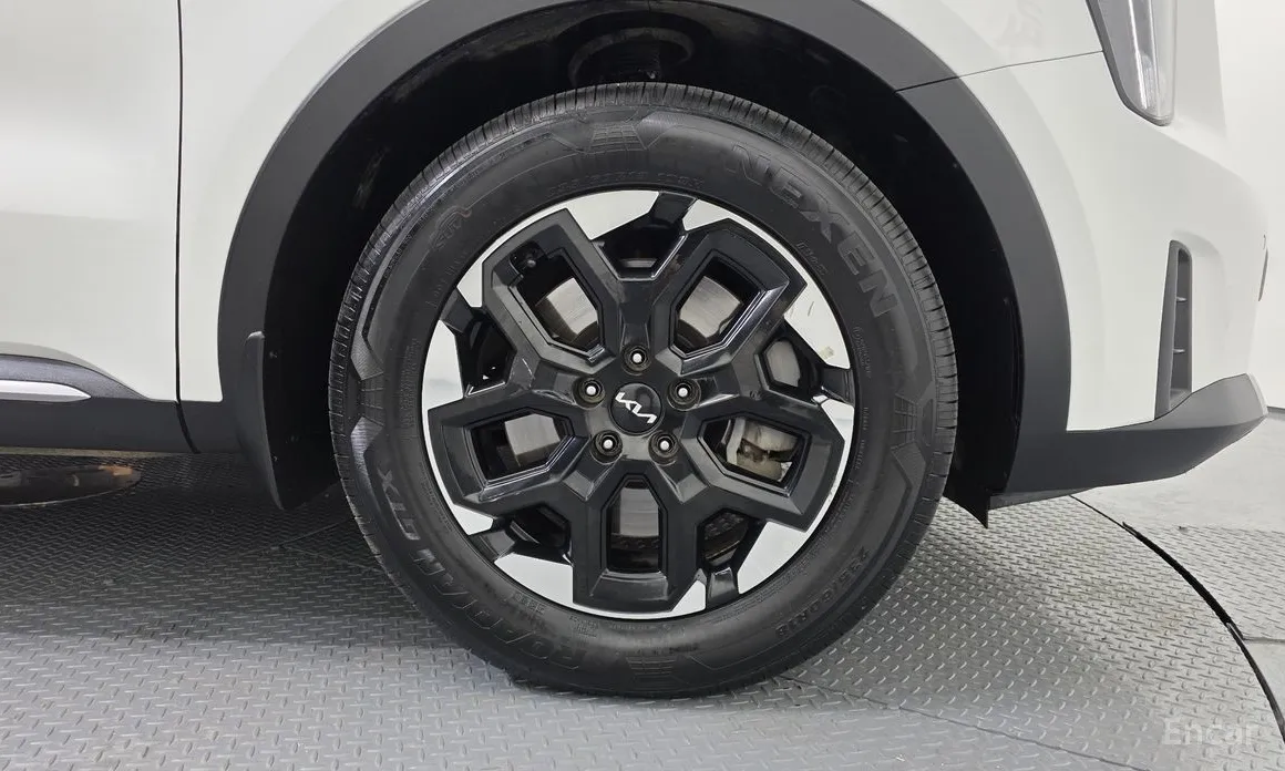 Фото 5 - Kia Sorento