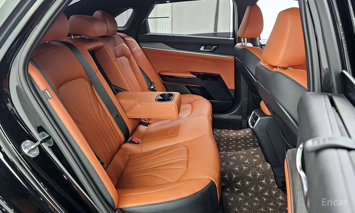 Фото 12 - Kia K5