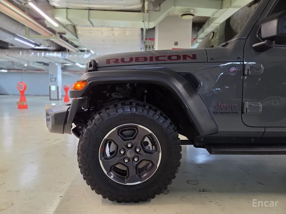 Фото 16 - Jeep Gladiator