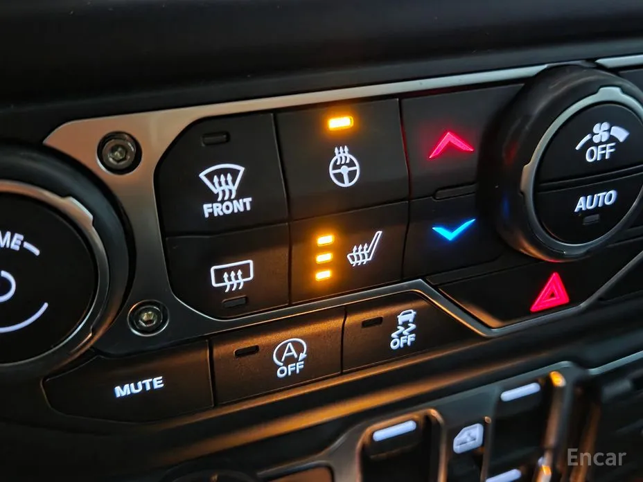 Фото 20 - Jeep Gladiator