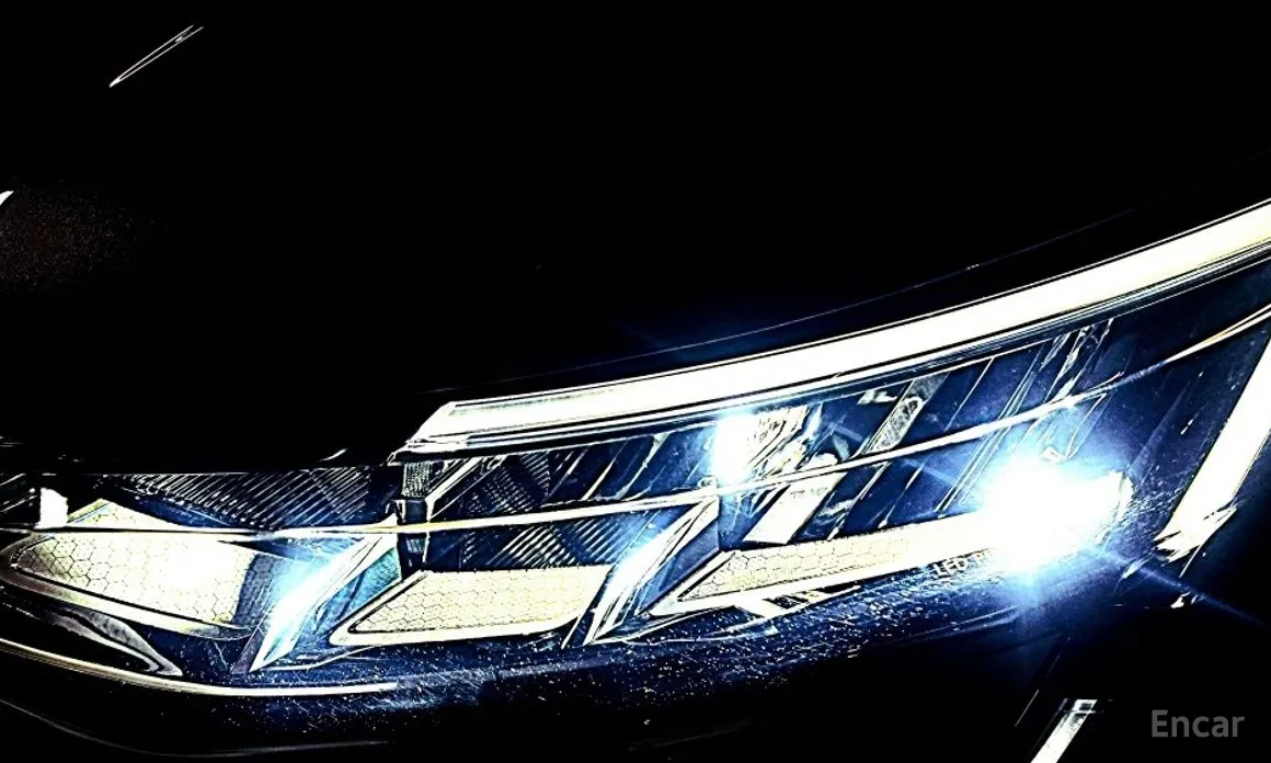 Фото 6 - Renault SM6