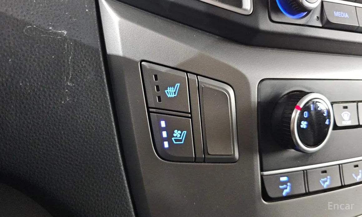 Фото 19 - Hyundai Starex