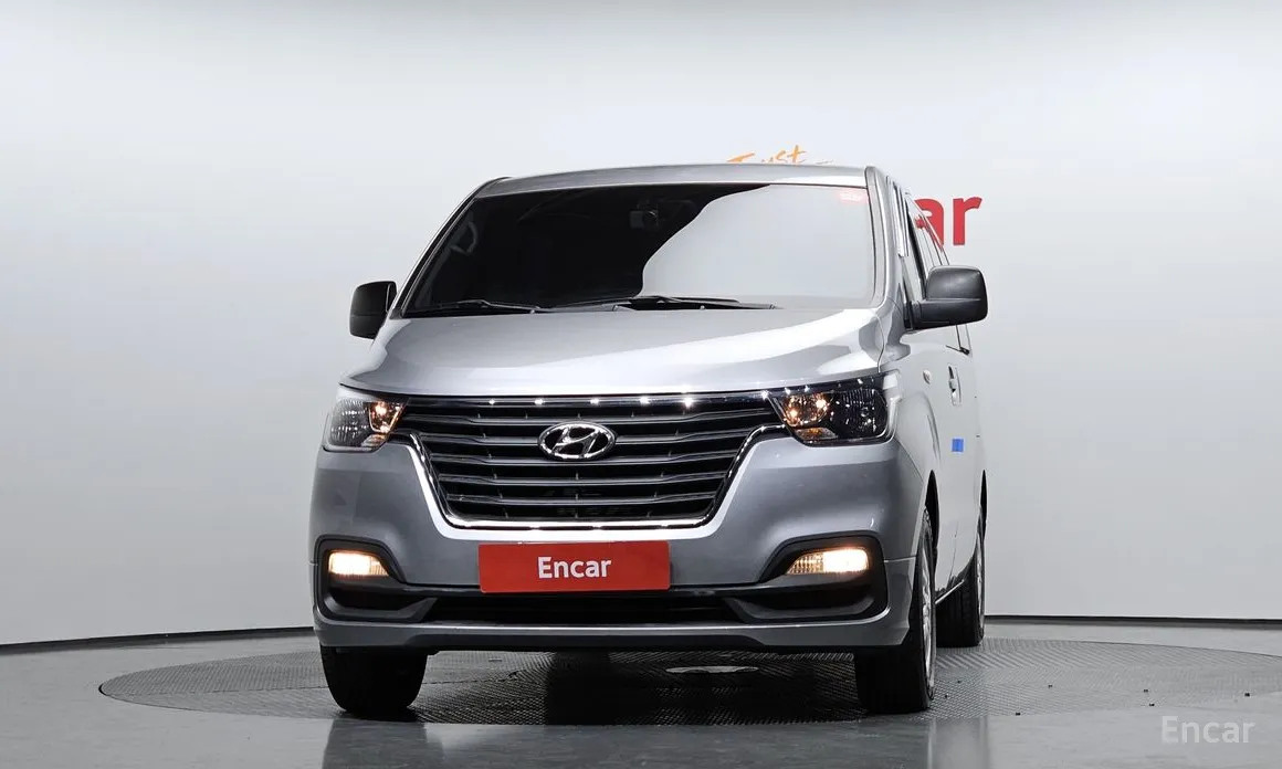 Фото 3 - Hyundai Starex