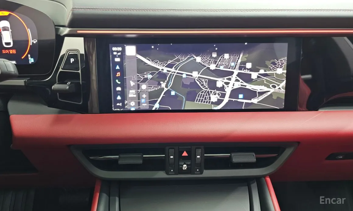 Фото 13 - Porsche Macan