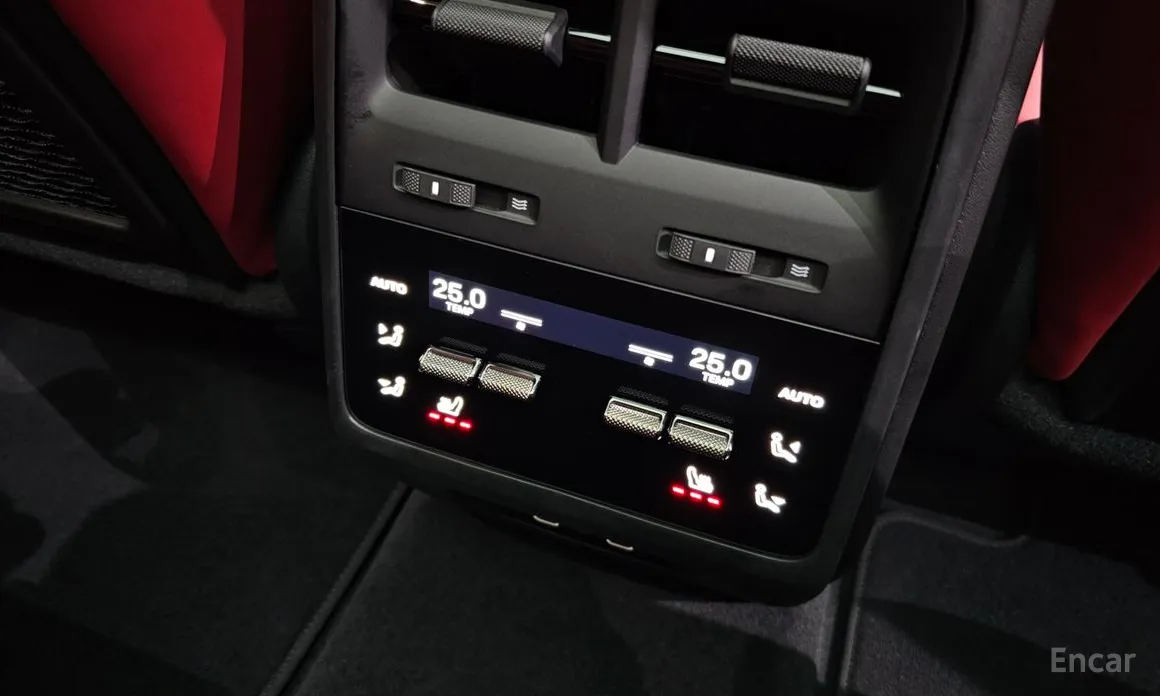 Фото 18 - Porsche Macan