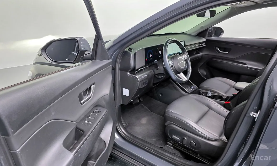 Фото 11 - Hyundai Kona