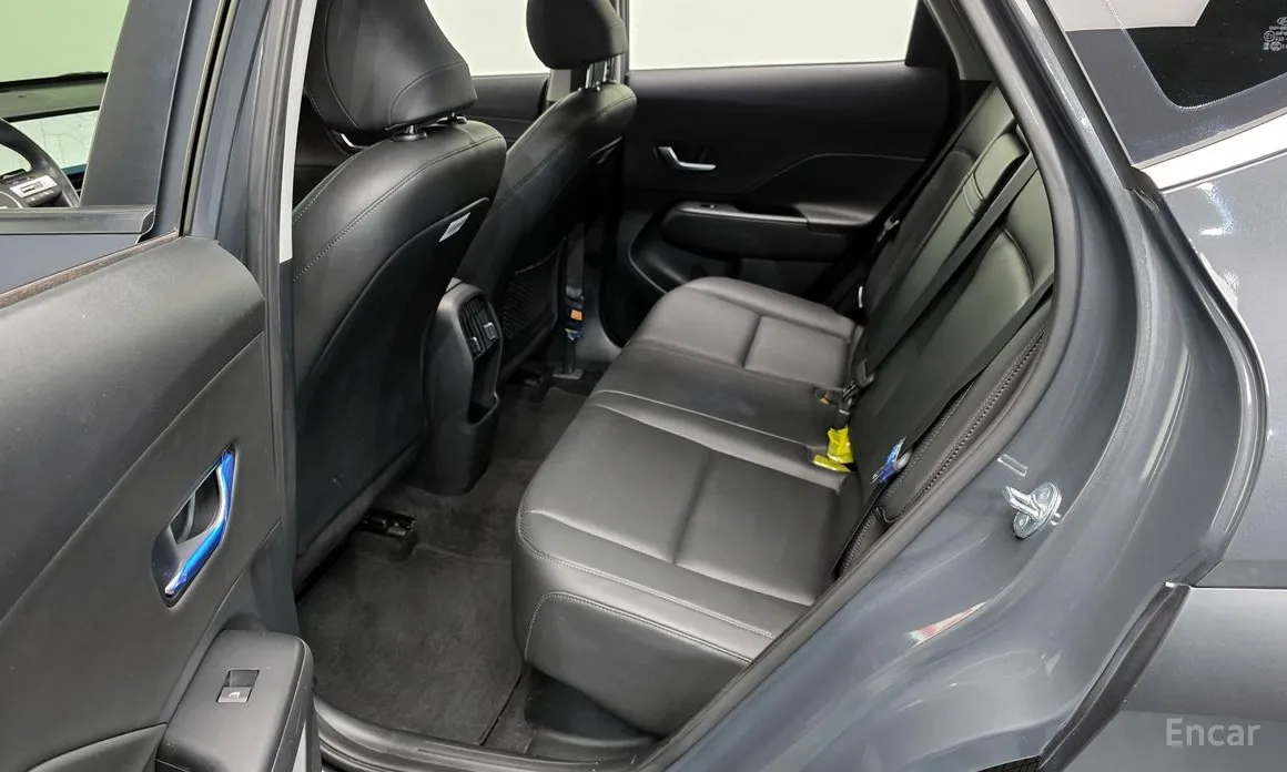 Фото 12 - Hyundai Kona