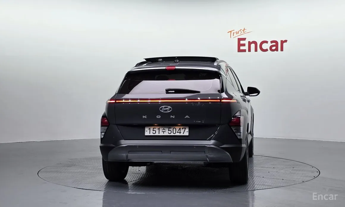 Фото 4 - Hyundai Kona