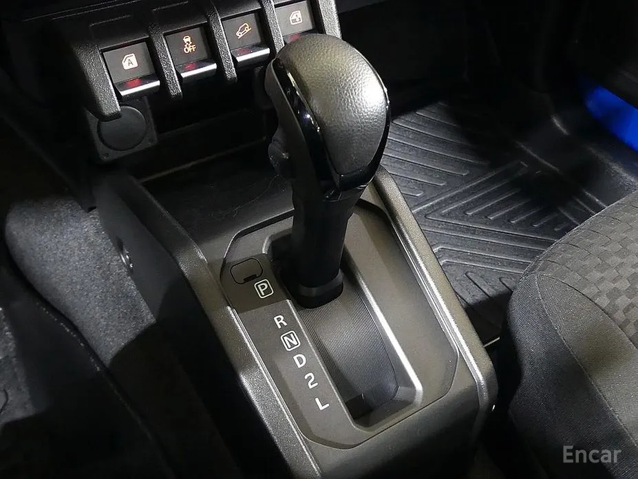 Фото 16 - Suzuki Jimny