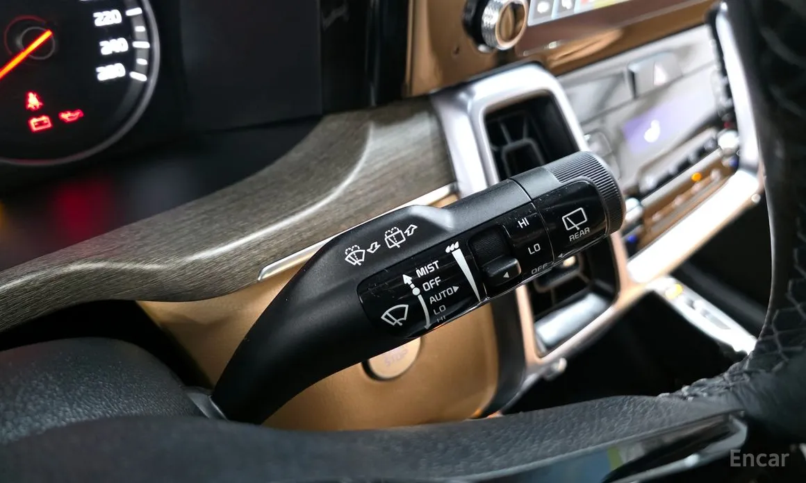 Фото 18 - Kia Sorento