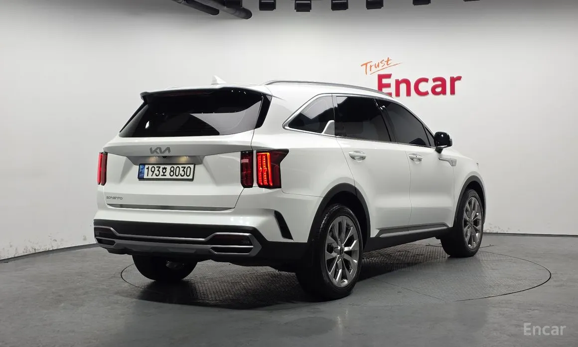 Фото 2 - Kia Sorento