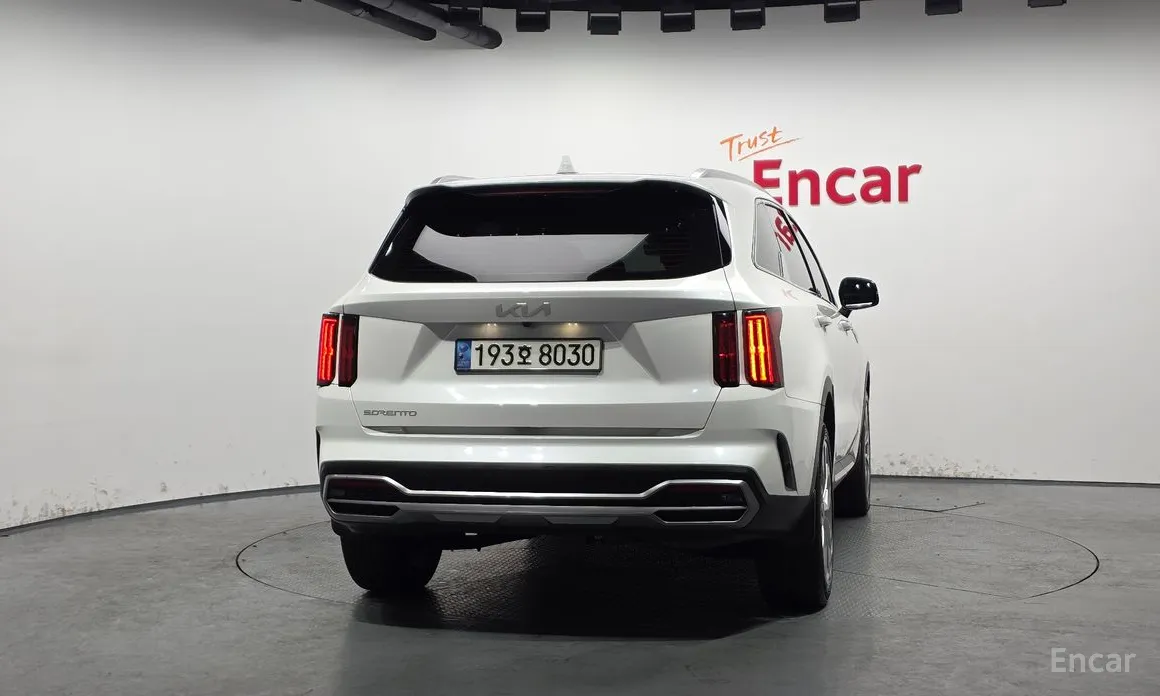 Фото 4 - Kia Sorento