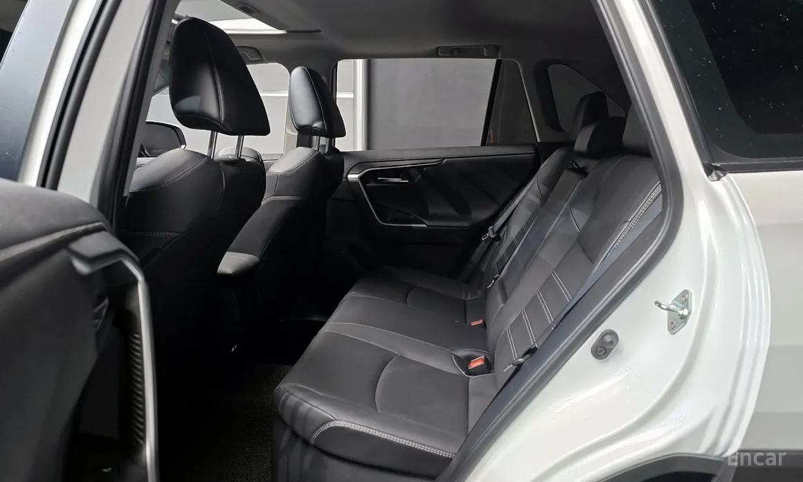 Toyota RAV4 2019 2,5 4WD Hybrid LTD