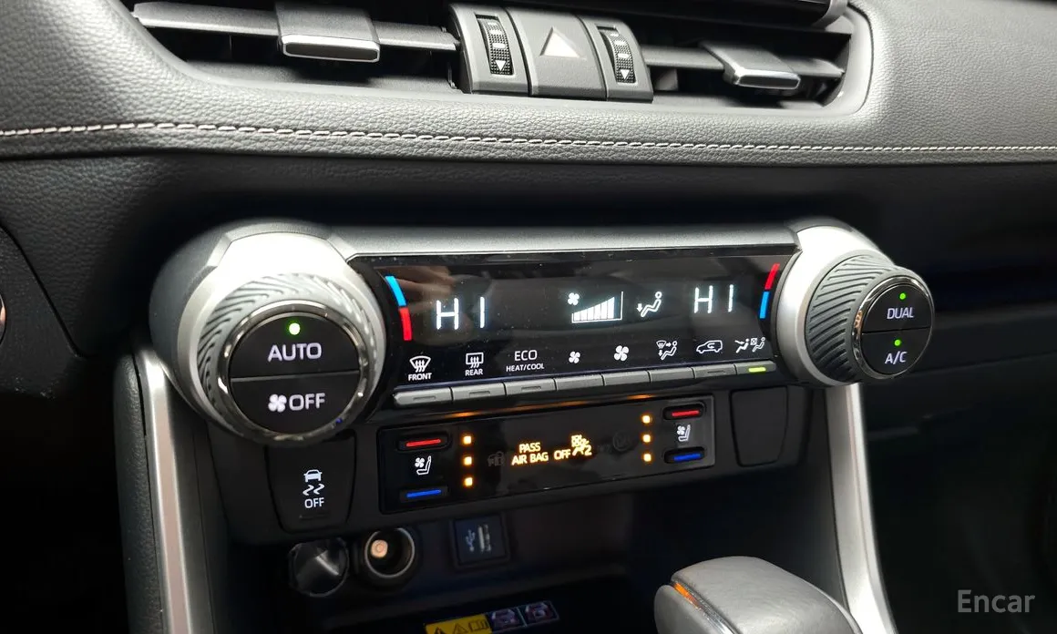 Toyota RAV4 2019 2,5 4WD Hybrid LTD