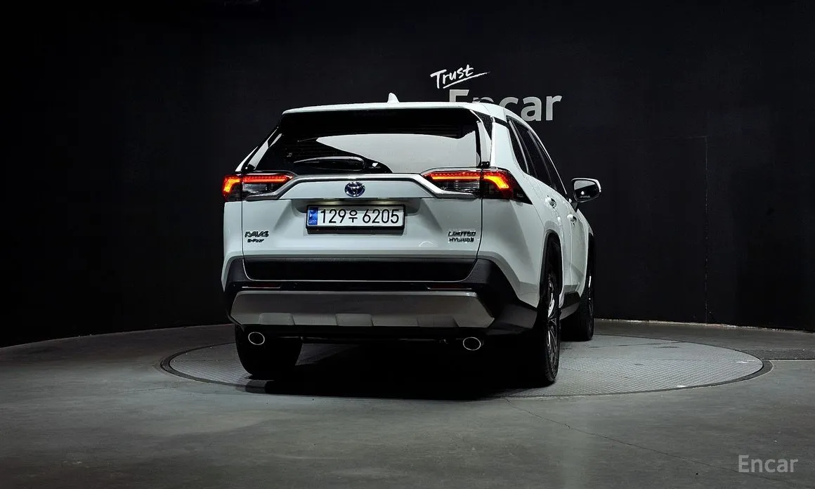 Toyota RAV4 2019 2,5 4WD Hybrid LTD