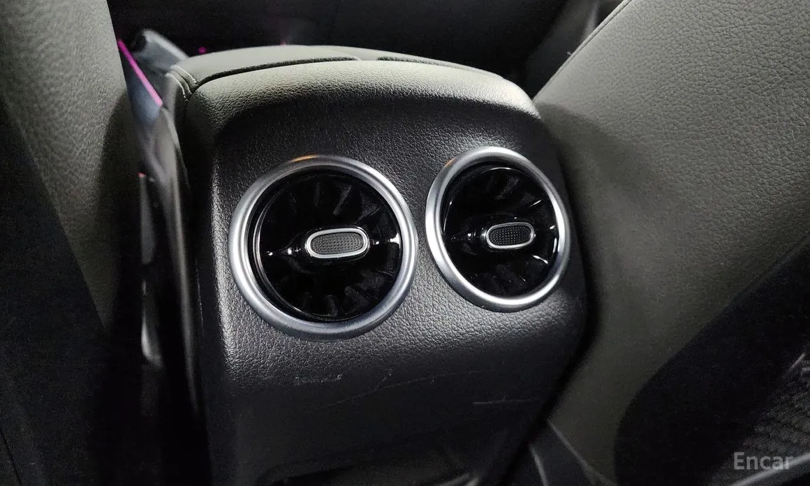 Фото 19 - Mercedes-Benz EQA