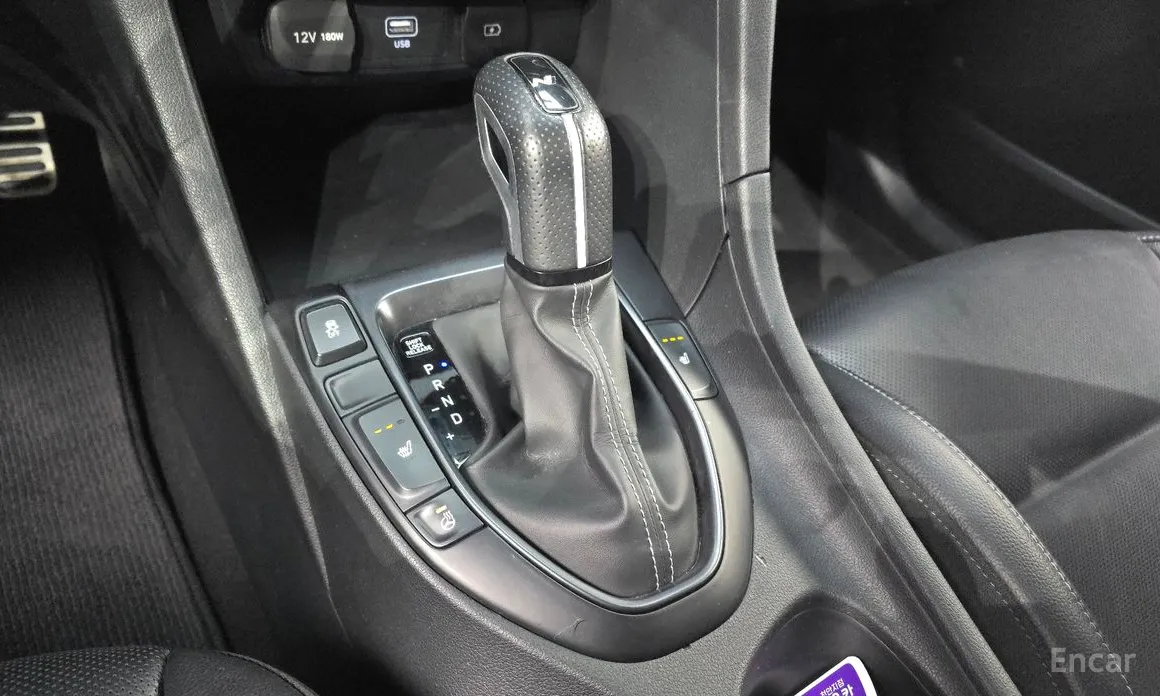 Фото 9 - Hyundai Veloster