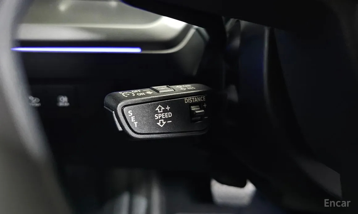 Фото 18 - Audi Q4 e-tron