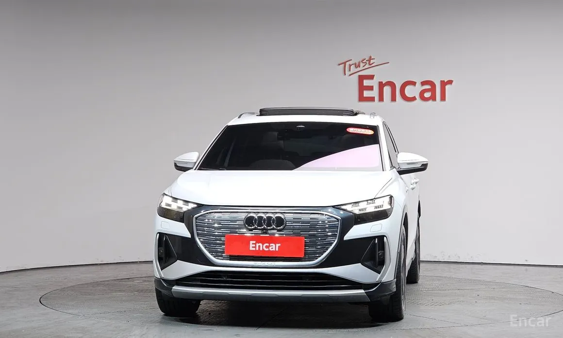 Фото 3 - Audi Q4 e-tron