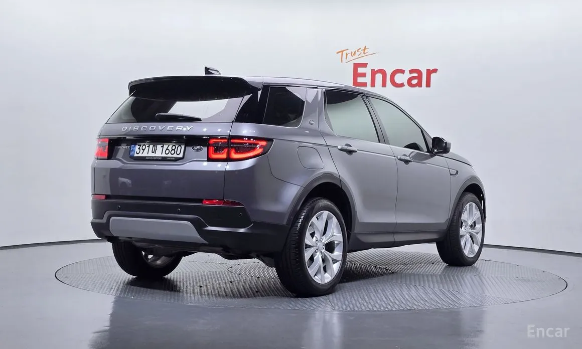 Фото 2 - Land Rover Discovery Sport