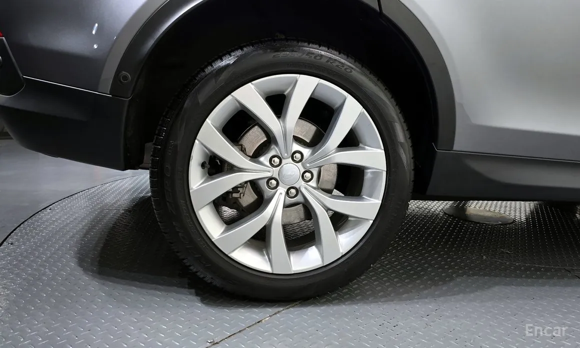 Фото 5 - Land Rover Discovery Sport