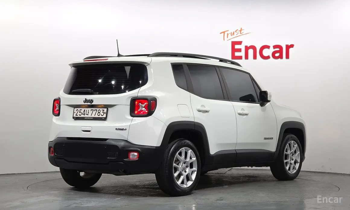 Фото 2 - Jeep Renegade